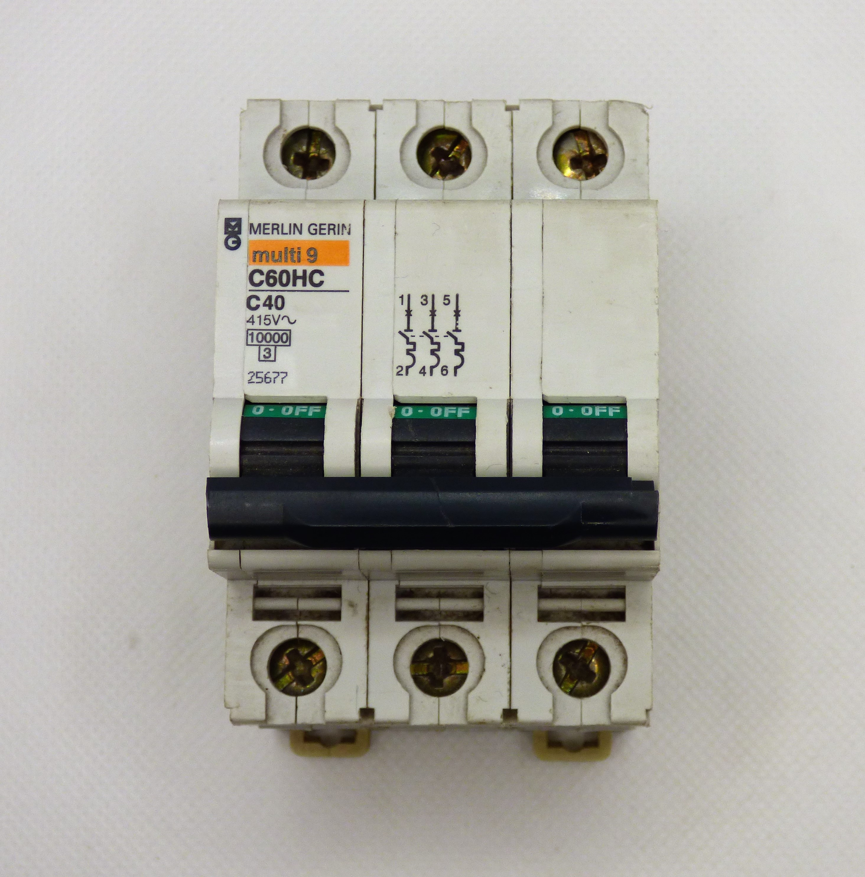 3P 40A TYPE C MCB 3P 40A TYPE C MCB